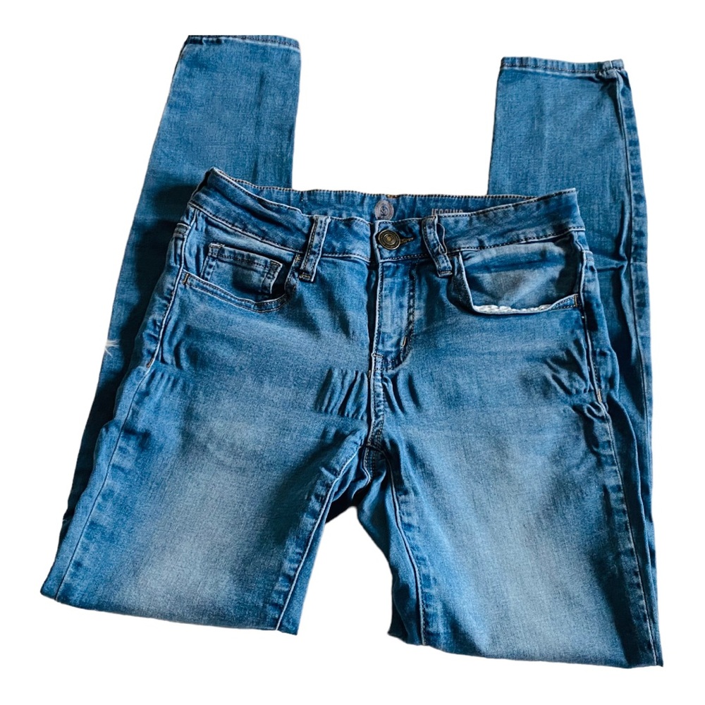 Sale! SO Light Blue Jean Jegging (Juniors) Size 5